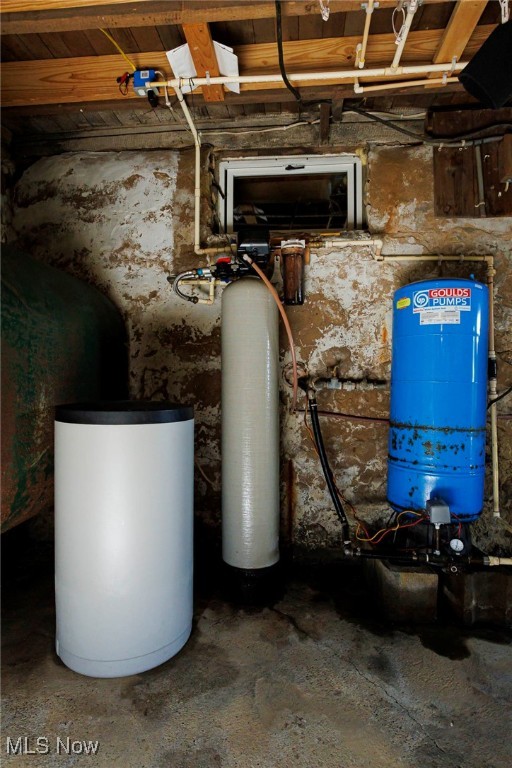 Dundee, Ohio 44624, United States, 4 Bedrooms Bedrooms, ,1 BathroomBathrooms,Residential,Active,187310