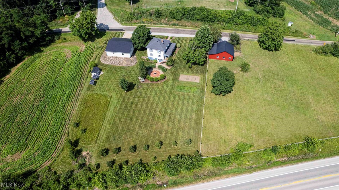 Dundee, Ohio 44624, United States, 4 Bedrooms Bedrooms, ,1 BathroomBathrooms,Residential,Active,187310