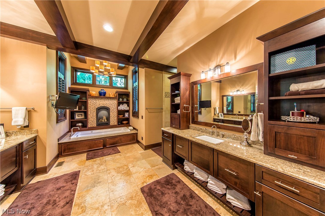 Glenmoor Estates - Residential