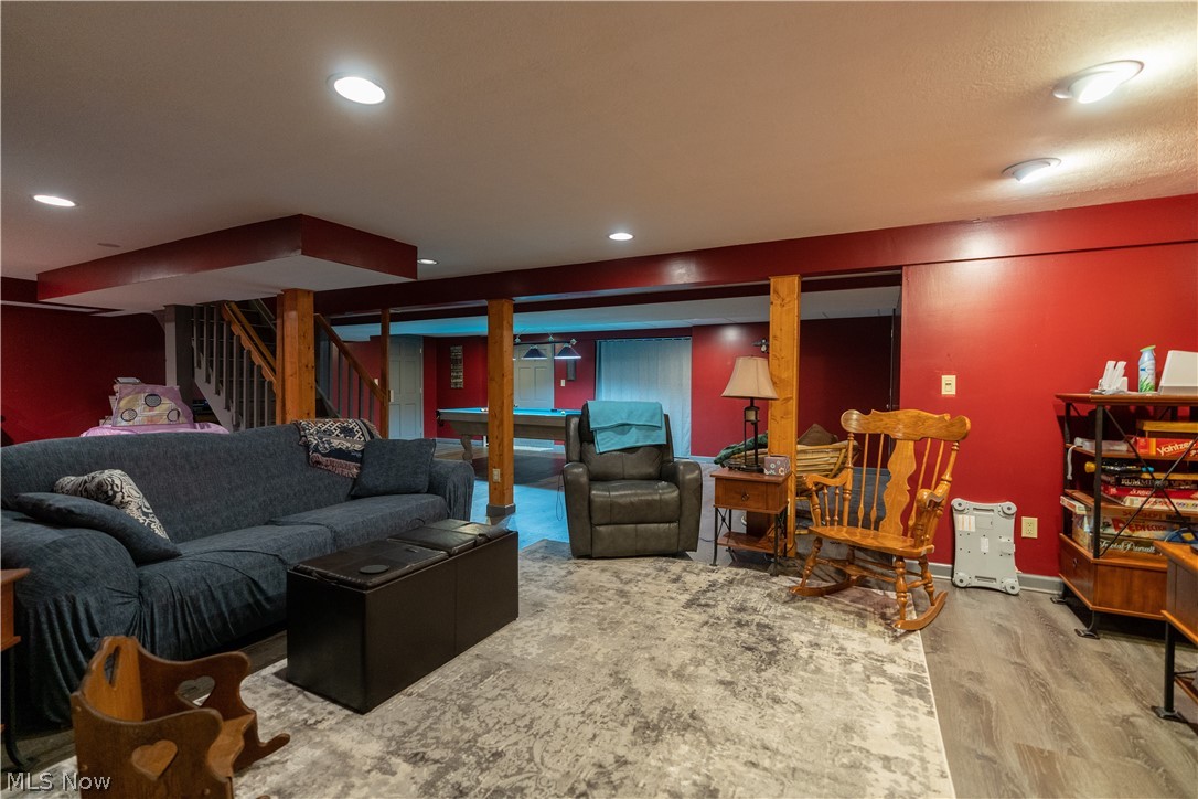 Sloping Acres - Residential