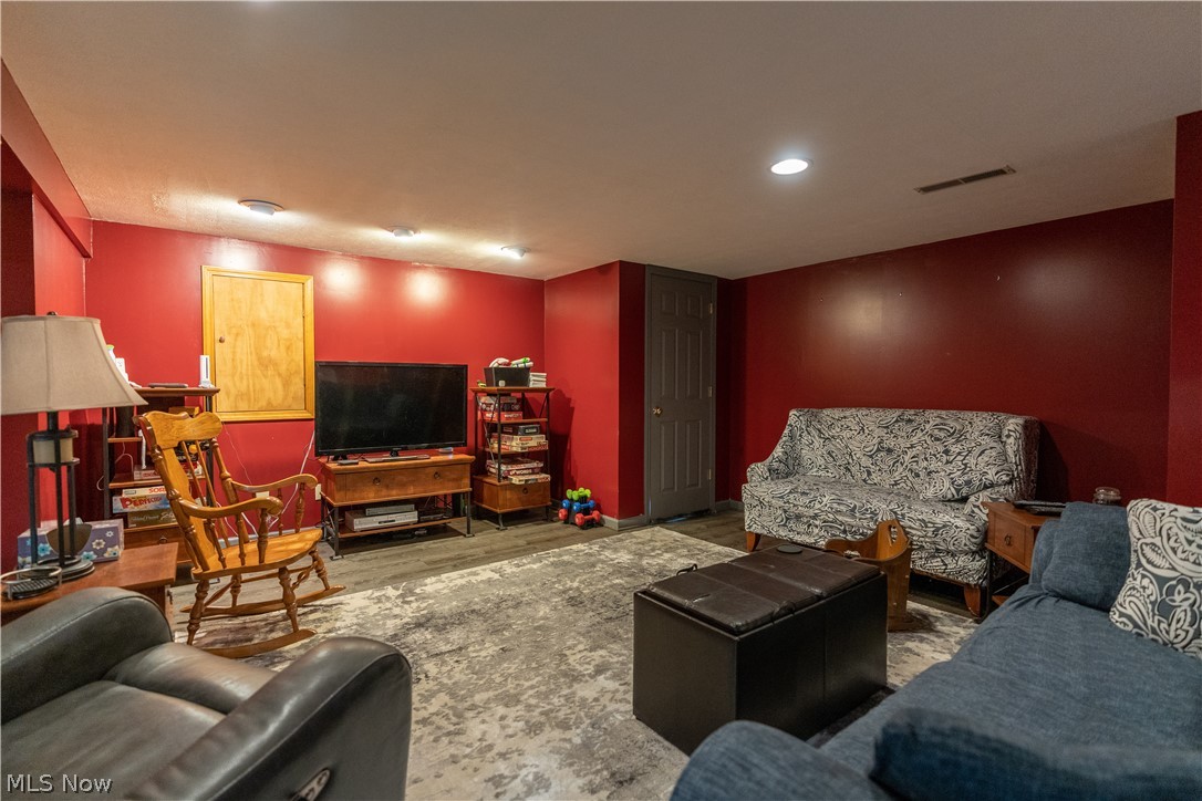 Sloping Acres - Residential