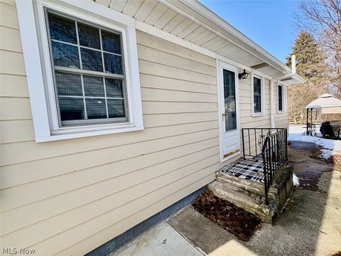 Tiny photo for 8331 Nowlen Street, Mentor, OH 44060 (MLS # 5187377)