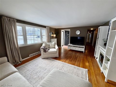 Tiny photo for 8331 Nowlen Street, Mentor, OH 44060 (MLS # 5187377)