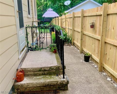 Tiny photo for 8331 Nowlen Street, Mentor, OH 44060 (MLS # 5187377)