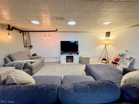 Tiny photo for 8331 Nowlen Street, Mentor, OH 44060 (MLS # 5187377)