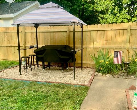 Tiny photo for 8331 Nowlen Street, Mentor, OH 44060 (MLS # 5187377)