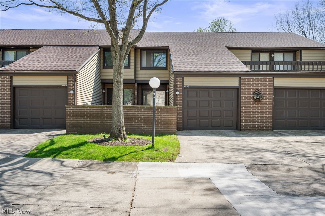 Richmond Place Condo - Residential