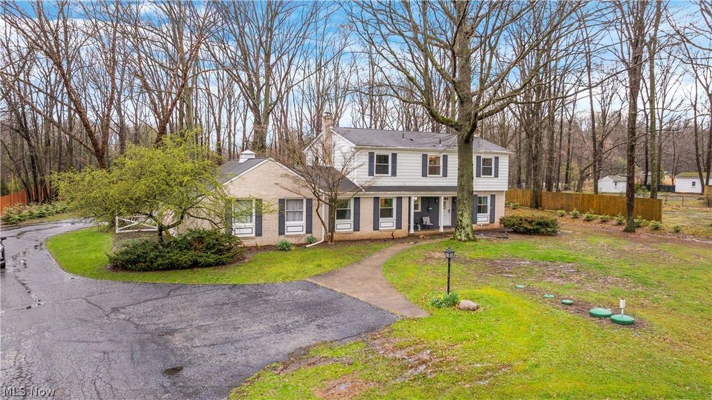 Photo of 7401 Mines Road SE, Warren, OH 44484 (MLS # 5198895)