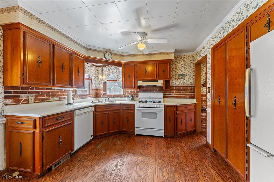 369 Parish Avenue, Hubbard, Ohio image 6