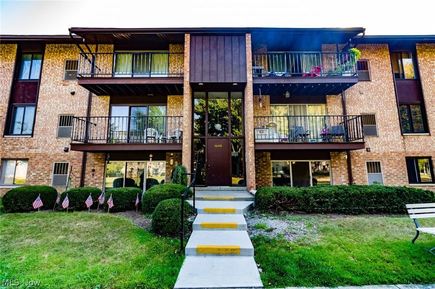 Awesome Desirable First Floor Unit  * nicely updated throughout * Living room has new carpet and patio doors lead to patio area * Kitchen updated 2016 and newer appliances * Master Bedroom has large walk-in closet * Bathroom updated with Bath Fitter surround/tub * In suite laundry includes newer washer/dryer * New interior paint and interior doors * All new carpet * New windows 2004 * Lovely unit ready for you to move right in!  Call today to see this one, it won't last!