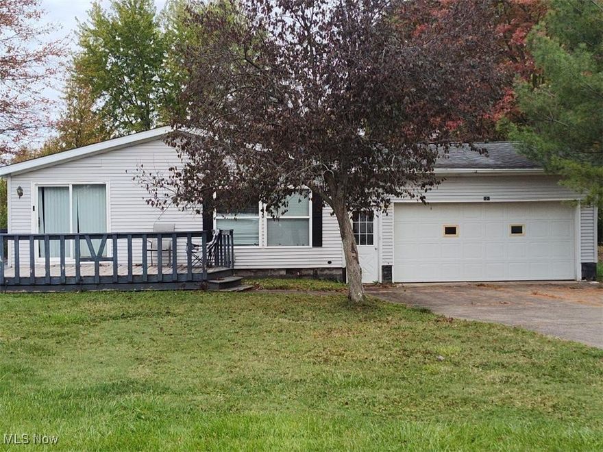 Enjoy year-round living or the perfect weekend retreat!
This move-in ready 1,620 sq. ft. ranch-style home offers comfort and convenience with 3 bedrooms, 2.5 bathrooms, and a 2-car attached garage. The home includes stove, refrigerator, dishwasher, washer, and dryer—and all furnishings stay, making it truly turnkey.
Relax or entertain on the wraparound deck with a beautiful view of the lake, and take advantage of lake access just across the street—perfect for swimming, boating, or great bass fishing.
The HOA amenities are exceptional and include a clubhouse, two heated pools, two beaches, tennis and pickleball courts, and sand volleyball courts. Nearby you’ll also find a marina, sports bar, and restaurant, adding to the ideal lake lifestyle.