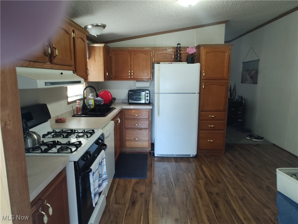 Roaming Rock - Residential