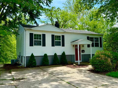 Photo for 879 Kimberly Circle