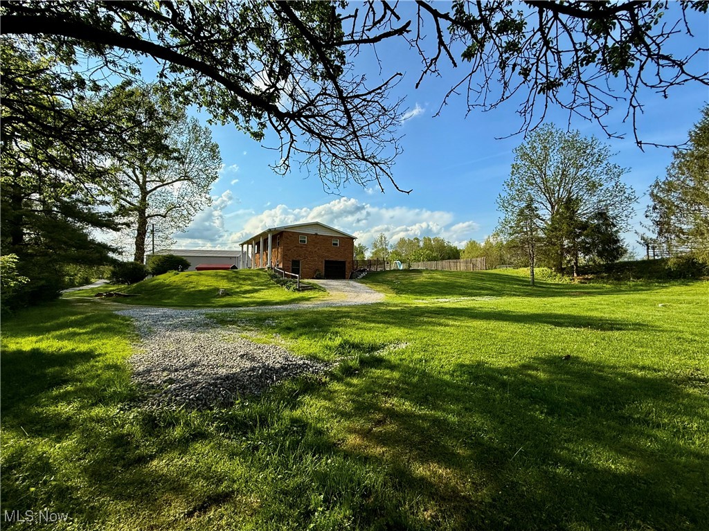 407 Keller Lane, Williamstown, West Virginia image 2