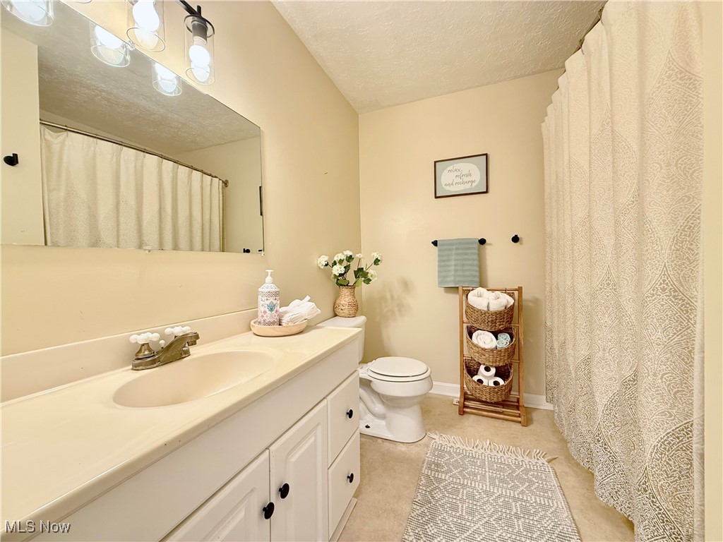 407 Keller Lane, Williamstown, West Virginia image 16