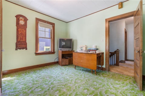 Tiny photo for 372 N Firestone Boulevard, Akron, OH 44301 (MLS # 5255401)