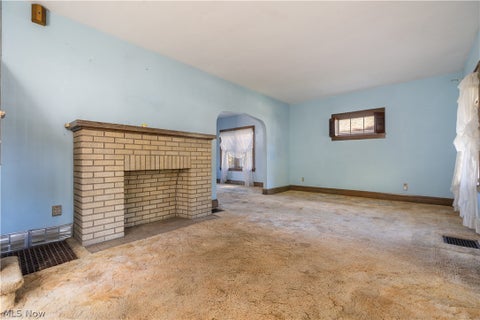 Tiny photo for 372 N Firestone Boulevard, Akron, OH 44301 (MLS # 5255401)
