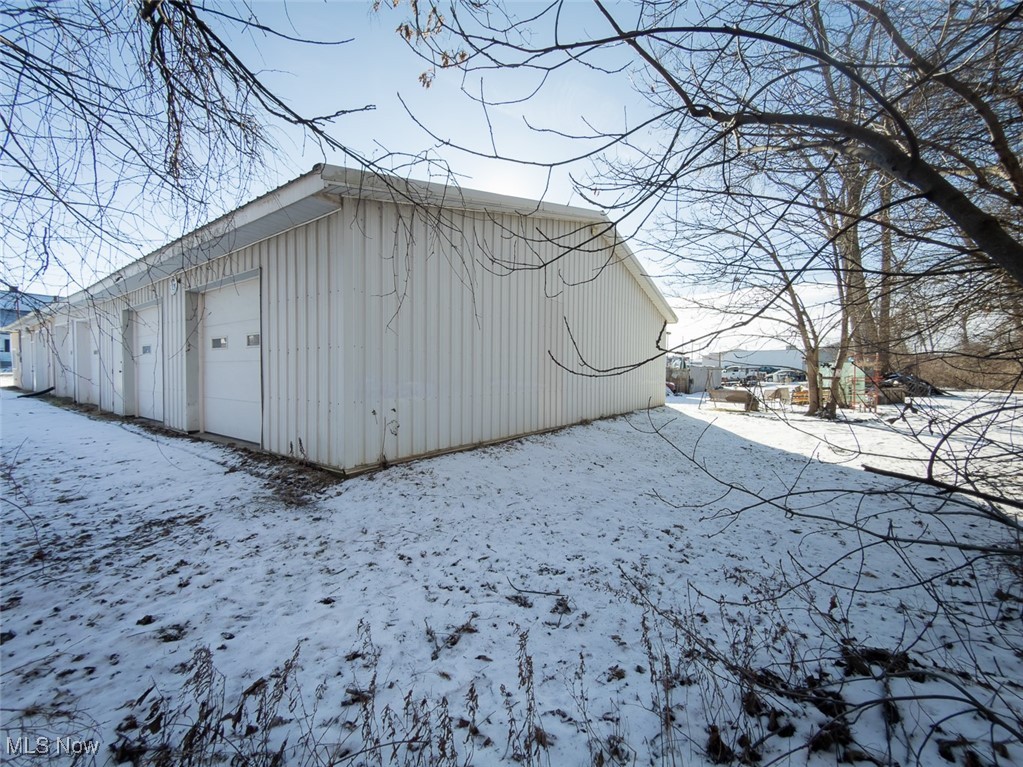 City/Canton - Commercial Sale