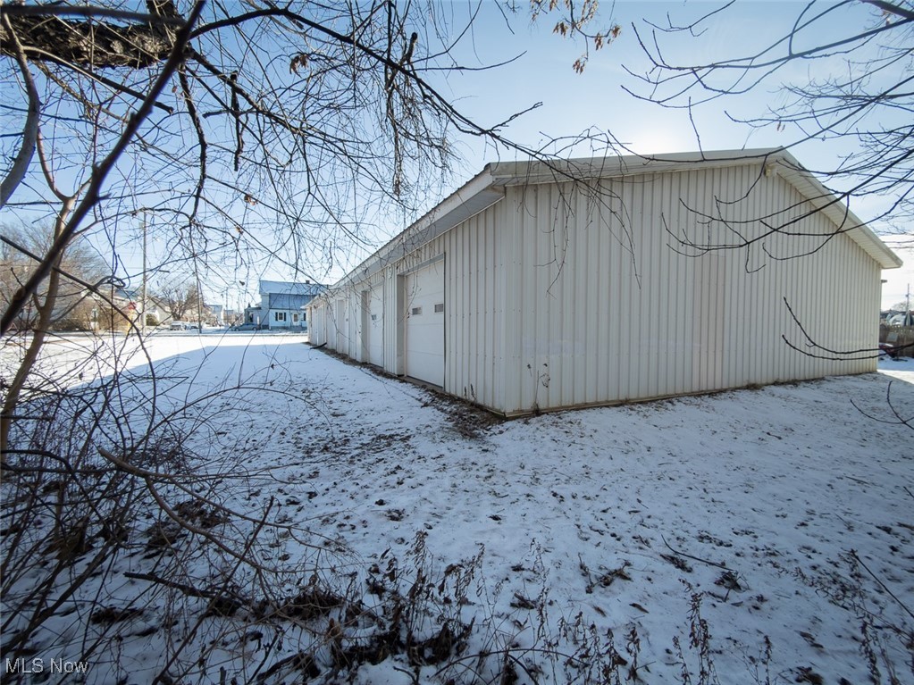 City/Canton - Commercial Sale