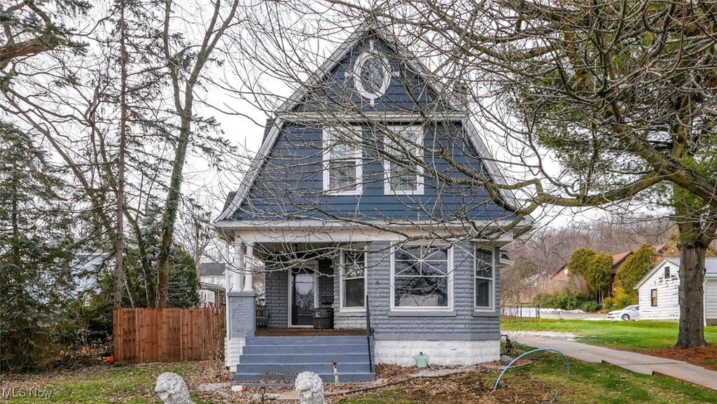 Photo of 10755 Main Street, Mantua, OH 44255 (MLS # 5178480)