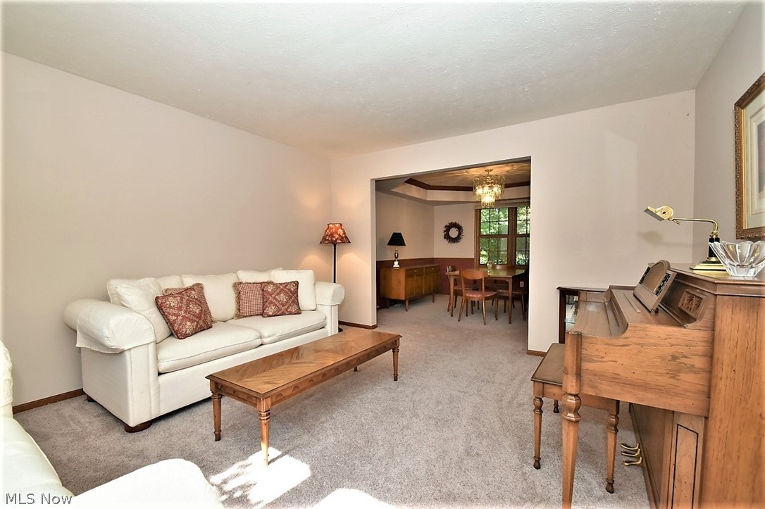 Hunt Club 04 - Residential