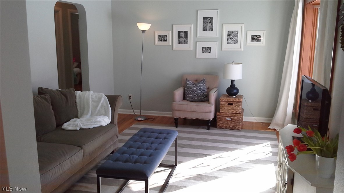 E Morans Tuxedo Farms - Residential