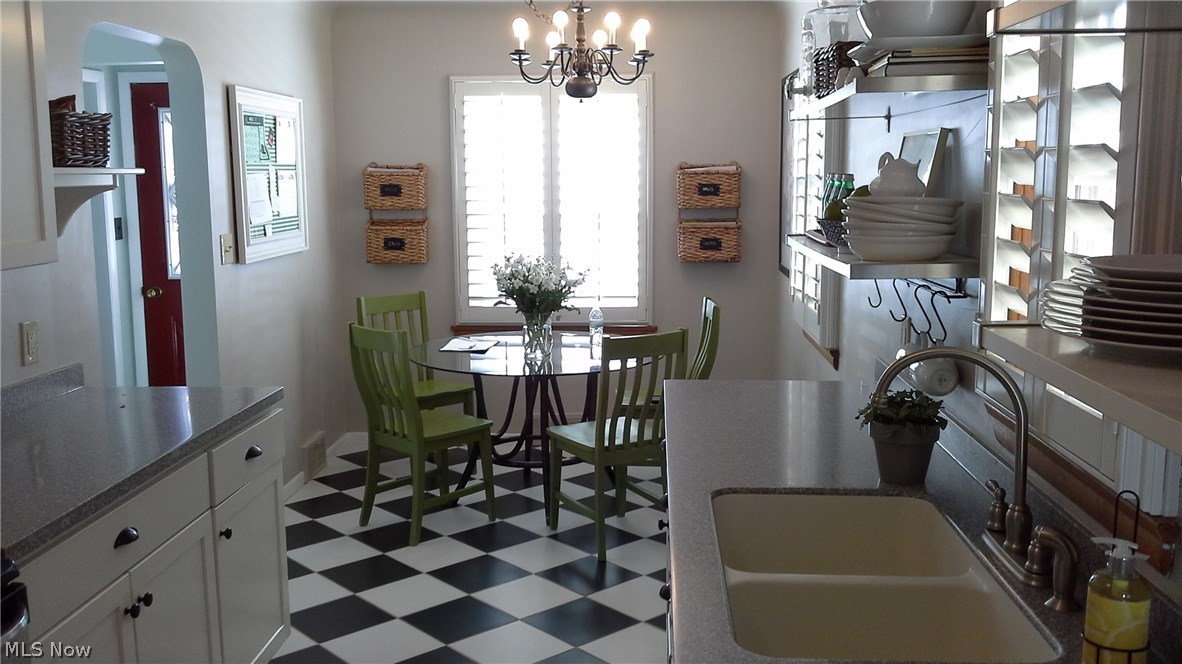 E Morans Tuxedo Farms - Residential