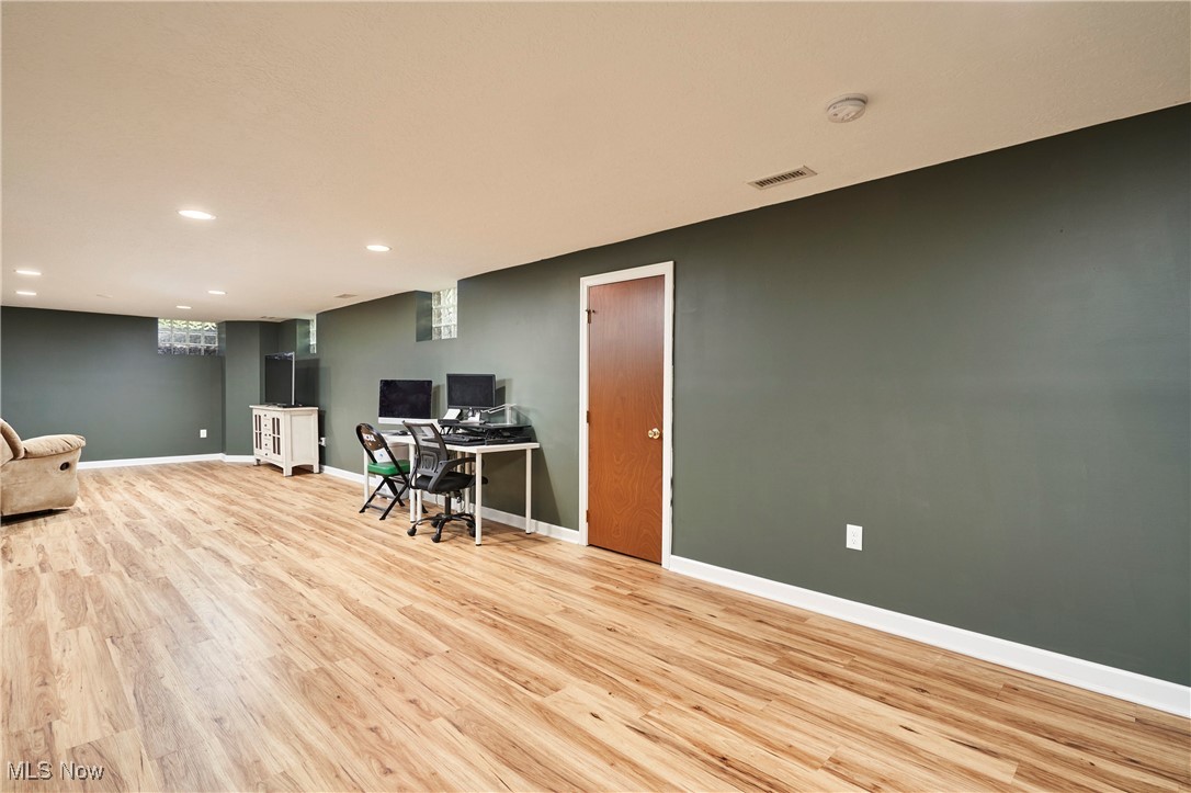 2530 Holgate Road, Akron, Ohio image 22