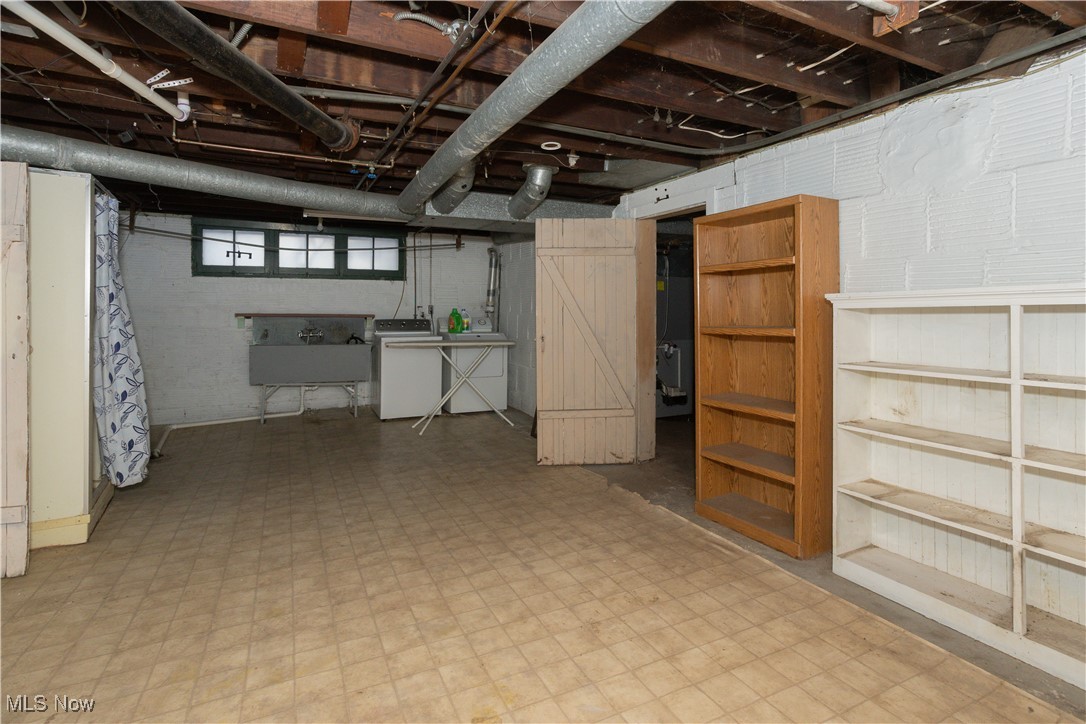 East Moreland - Residential