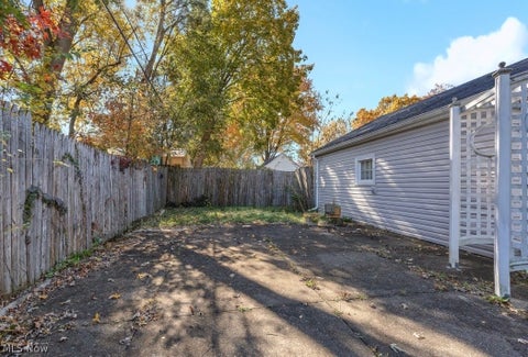 Tiny photo for 795 S Hawkins Avenue, Akron, OH 44320 (MLS # 5256445)