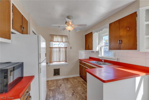 Tiny photo for 795 S Hawkins Avenue, Akron, OH 44320 (MLS # 5256445)