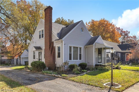 Tiny photo for 795 S Hawkins Avenue, Akron, OH 44320 (MLS # 5256445)