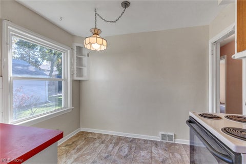 Tiny photo for 795 S Hawkins Avenue, Akron, OH 44320 (MLS # 5256445)