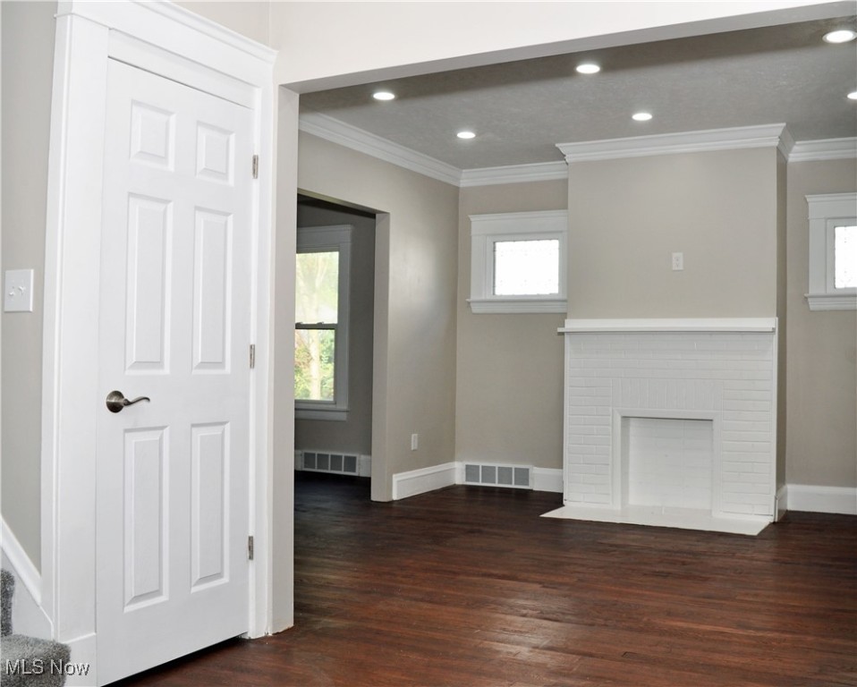 Schatzinger & Tremains - Residential