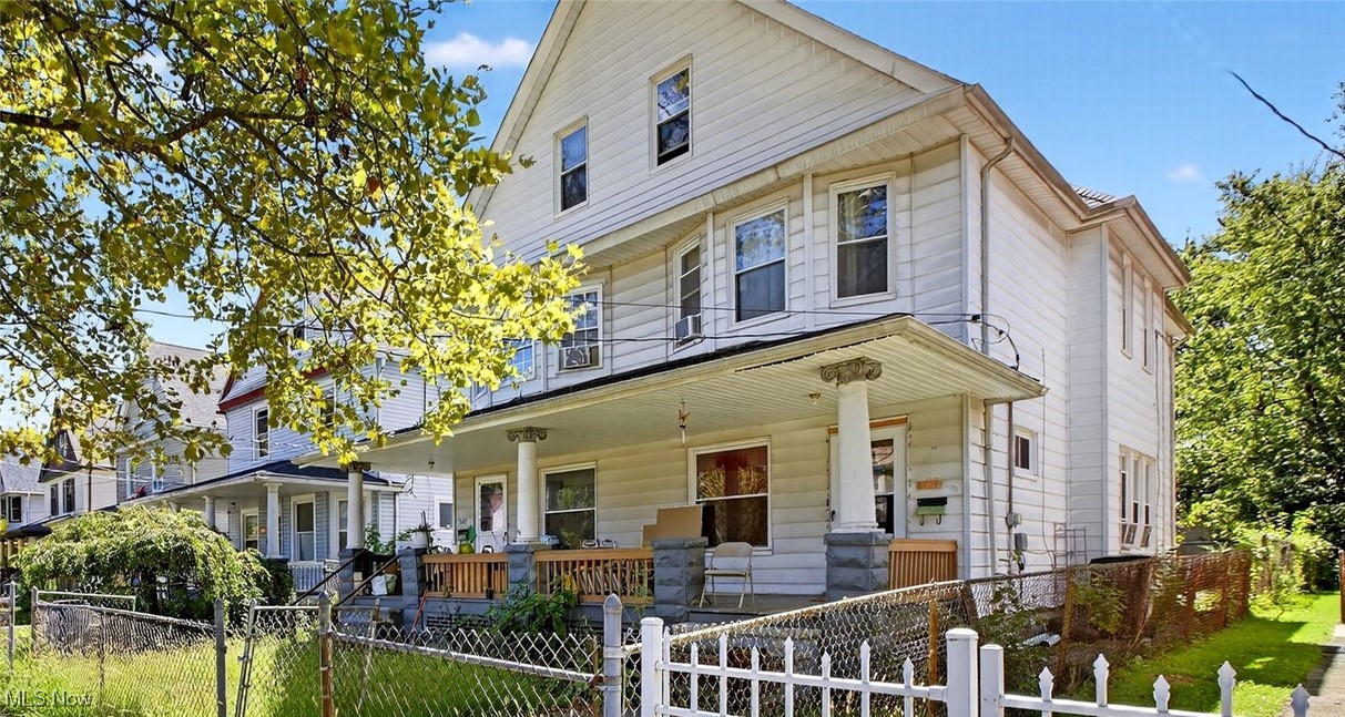 Jones Home 01 - Residential Income