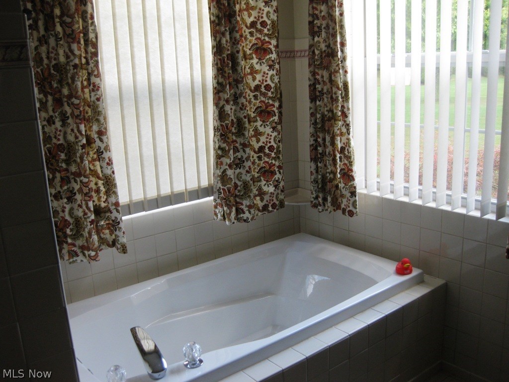 Lakeside Villiages - Residential