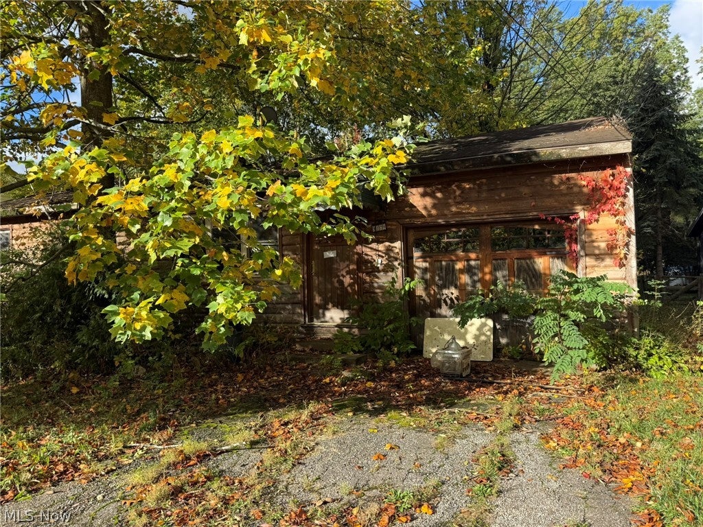 9128 Elm Street