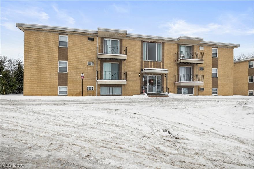 Move-in ready 2-bedroom, 1-bath condo at 5370 Lee Rd. #302 featuring fresh neutral paint, brand-new carpet and flooring, and brand-new stainless steel appliances. Thoughtfully refreshed with modern finishes, this turnkey unit offers effortless style and comfort.
Step outside to your private balcony — an inviting extension of your living space, perfect for morning coffee, evening wine, or quiet relaxation above it all.
Enjoy low-maintenance condo living with laundry in the common area. Ideal for a first-time buyer, downsizer, or investor (leasing permitted). Conveniently located near shopping, restaurants, and easy access to I-480. Refined, affordable living in a prime location