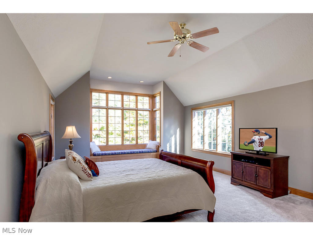 Deer Run Oval - Residential