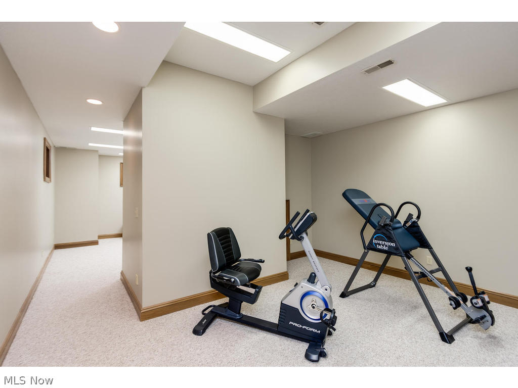 Deer Run Oval - Residential