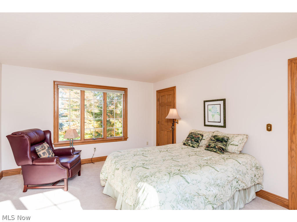 Deer Run Oval - Residential