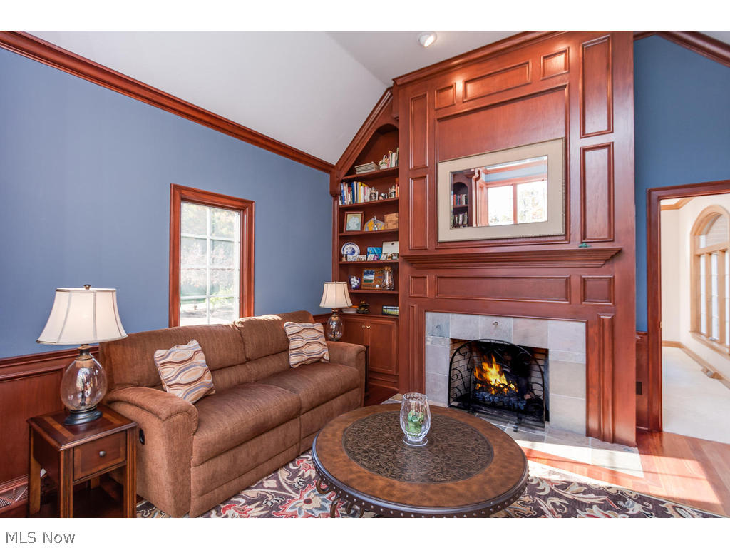 Deer Run Oval - Residential