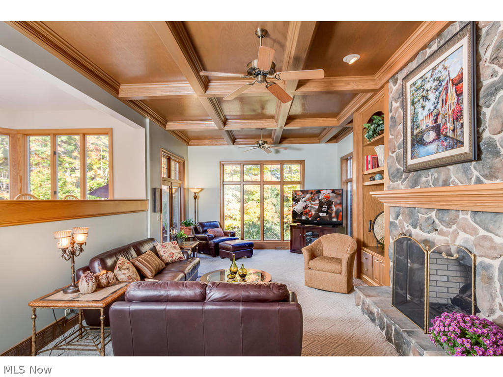 Deer Run Oval - Residential