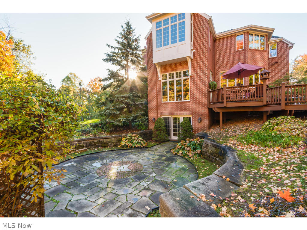 Deer Run Oval - Residential