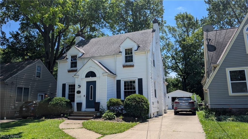 Photo of 16725 Bradgate Avenue, Cleveland, OH 44111 (MLS # 5219067)