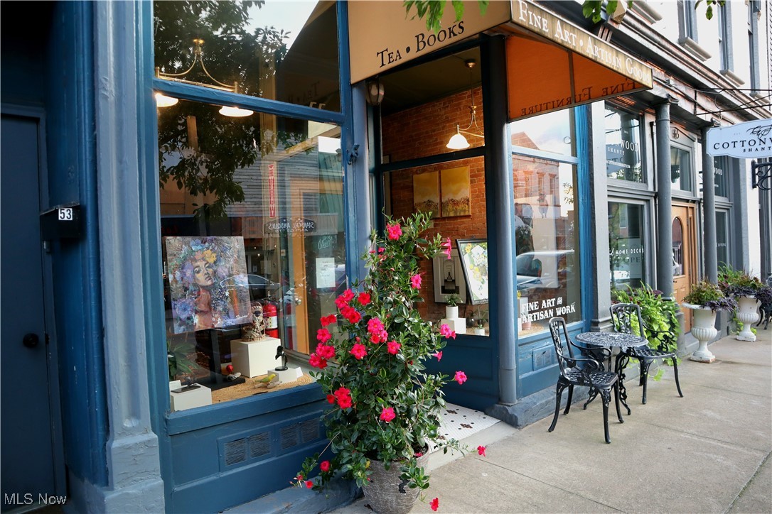55 W Jackson Street