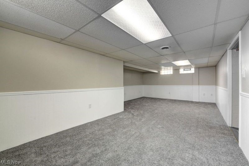 Ridgeview Manor - Residential