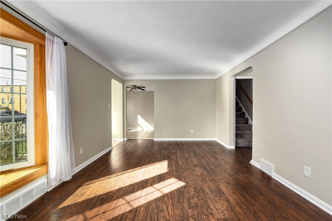 Ridgeview Manor - Residential