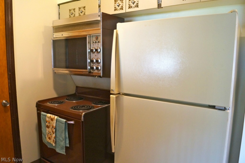 Ridgewood Park 05 - Residential