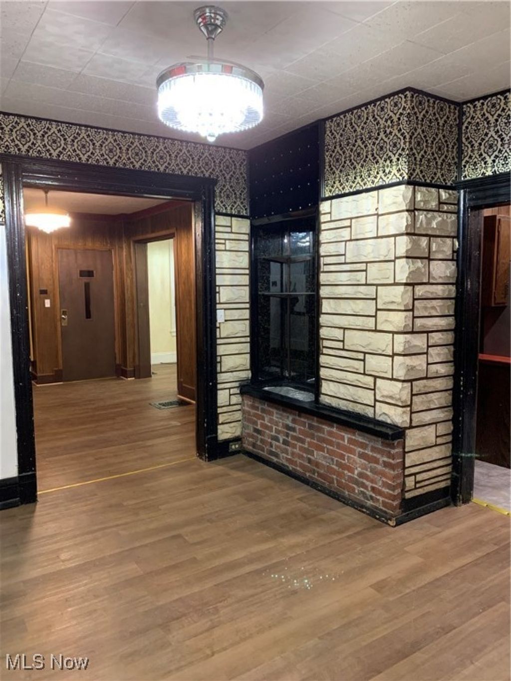 Photo of 1661 E 93rd Street, Cleveland, OH 44106 (MLS # 5178115)